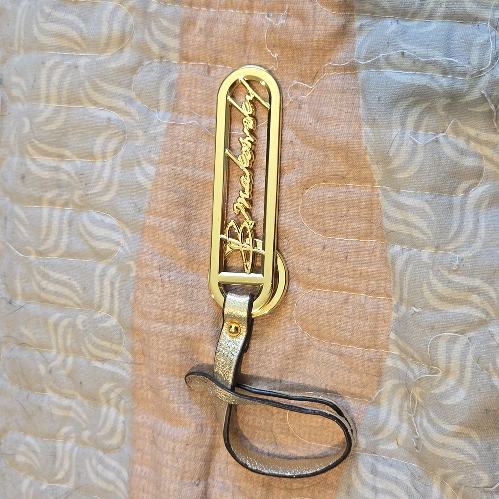 B. Makowsky key chain